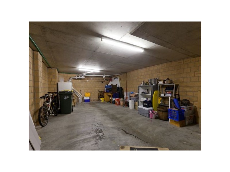 2/73 Derby Street, Coorparoo QLD 4151