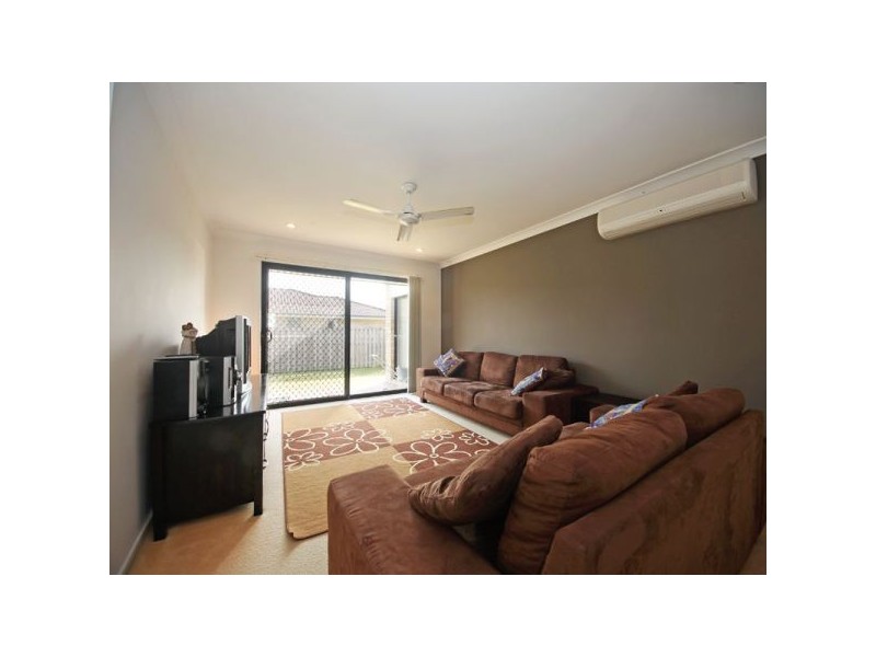 6 Hind Court, Bellmere QLD 4510