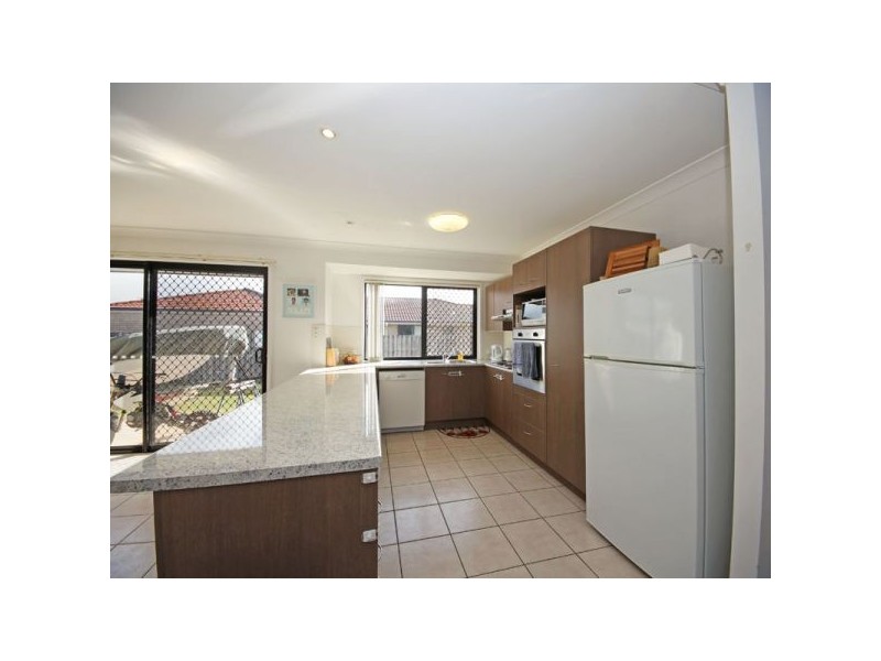 6 Hind Court, Bellmere QLD 4510