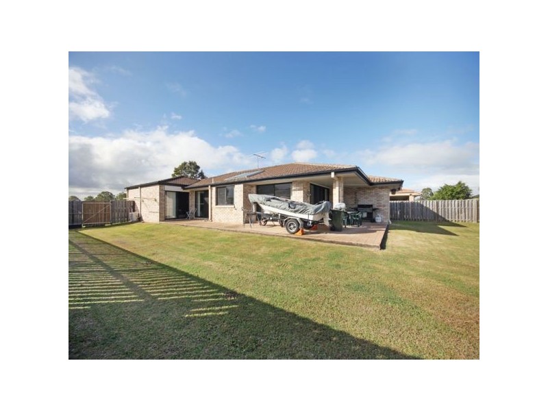 6 Hind Court, Bellmere QLD 4510