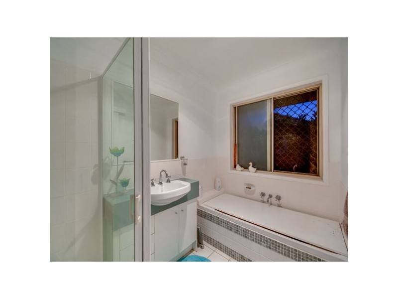 23 Frangipani Court, Kallangur QLD 4503