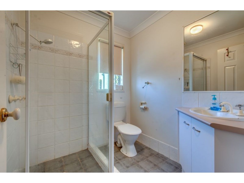 8 Elysian Crescent, Camira QLD 4300