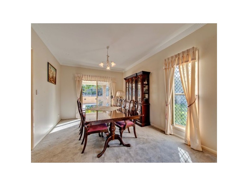 11 Rakumba Close, Eight Mile Plains QLD 4113