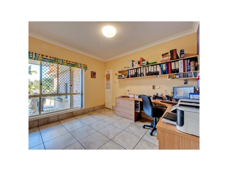 11 Rakumba Close, Eight Mile Plains QLD 4113