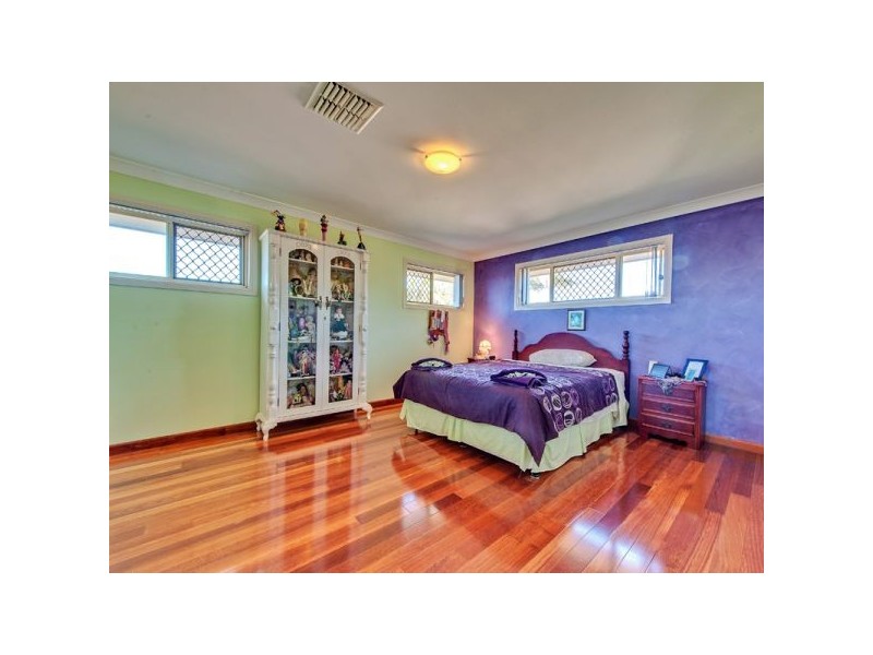 11 Rakumba Close, Eight Mile Plains QLD 4113