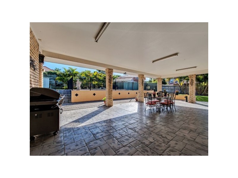 11 Rakumba Close, Eight Mile Plains QLD 4113