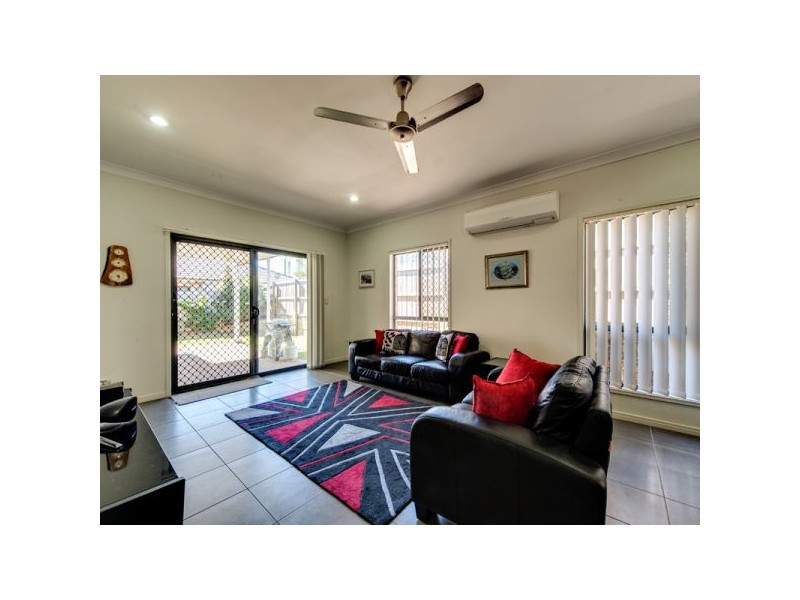 10 Grampian Street, Springfield Lakes QLD 4300