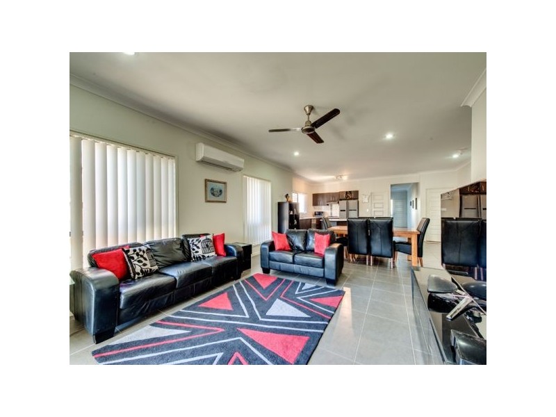 10 Grampian Street, Springfield Lakes QLD 4300