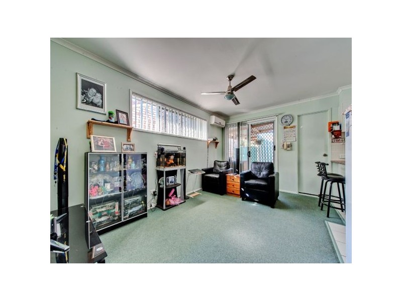 8 French Street, Eagleby QLD 4207