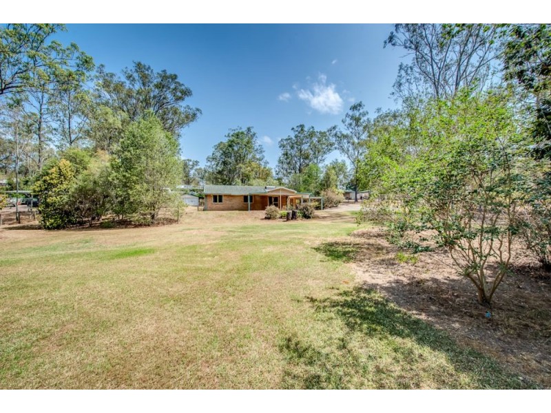 7 Cronin Court, Chuwar QLD 4306