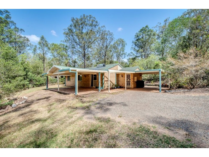 7 Cronin Court, Chuwar QLD 4306
