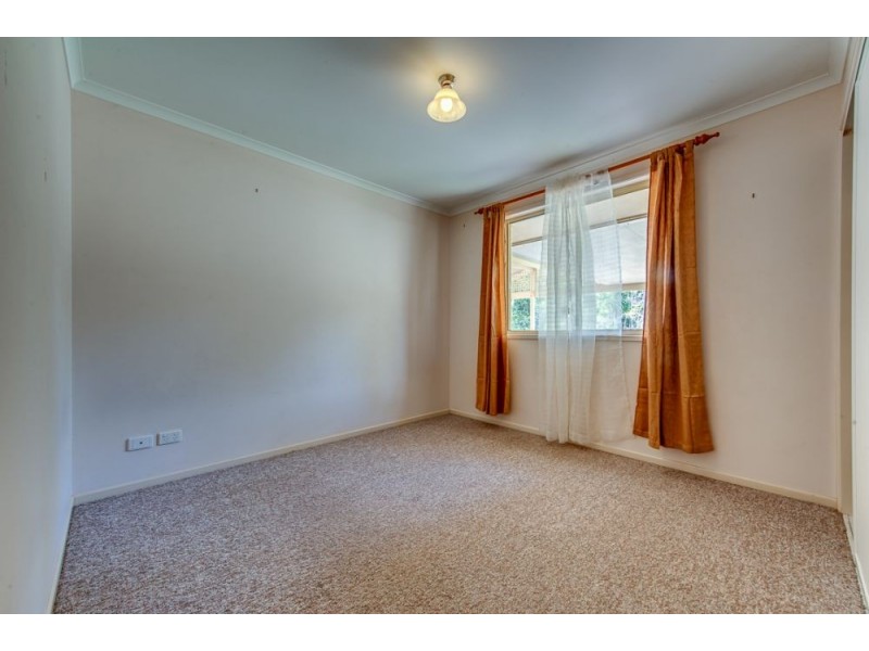 7 Cronin Court, Chuwar QLD 4306