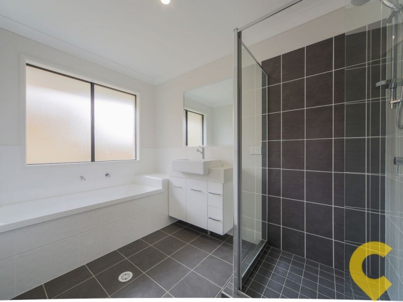 4a Eliena Way, Upper Coomera QLD 4209