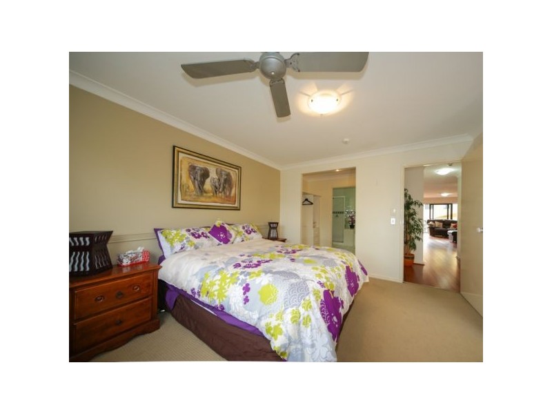 28B/71 Great Hall Drive, Miami QLD 4220
