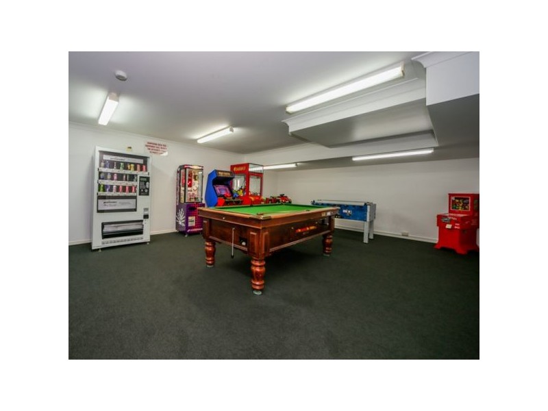 28B/71 Great Hall Drive, Miami QLD 4220