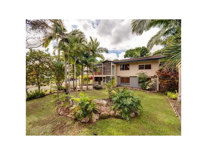 27 Dunbil Avenue, Ferny Hills QLD 4055