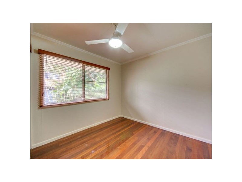 27 Dunbil Avenue, Ferny Hills QLD 4055