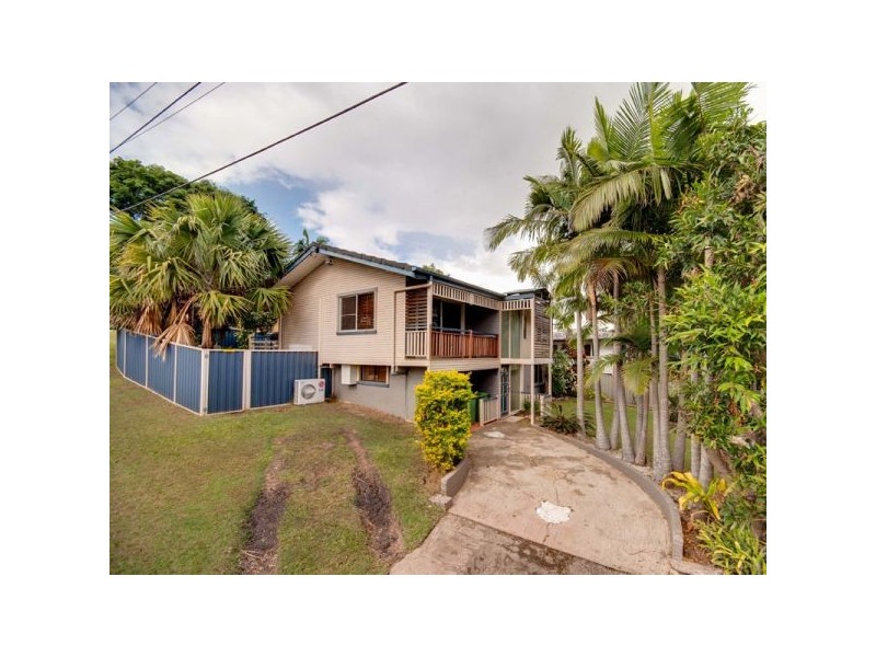 27 Dunbil Avenue, Ferny Hills QLD 4055