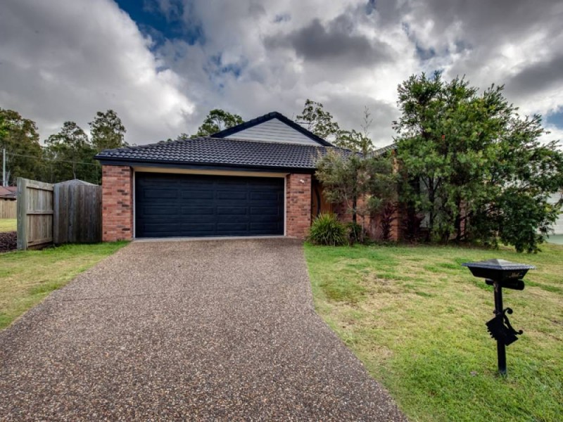 8 Hulett Street, Goodna QLD 4300