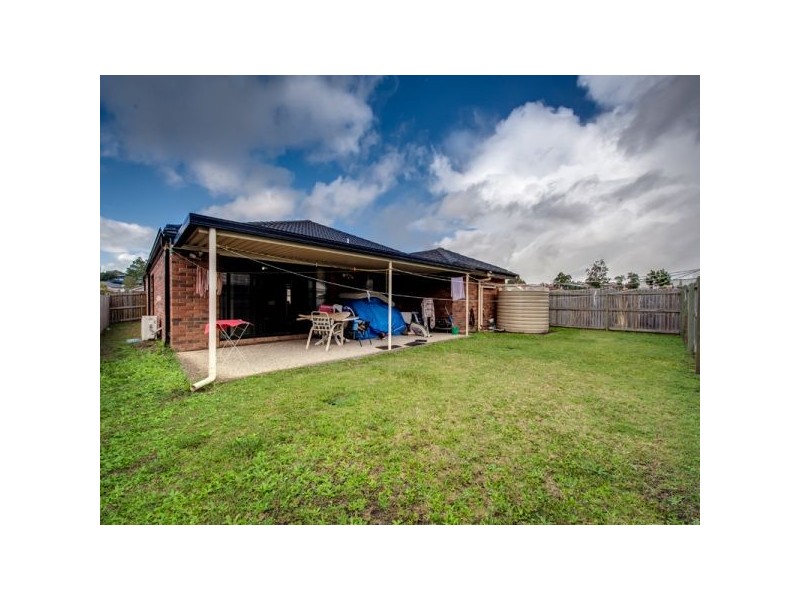 8 Hulett Street, Goodna QLD 4300