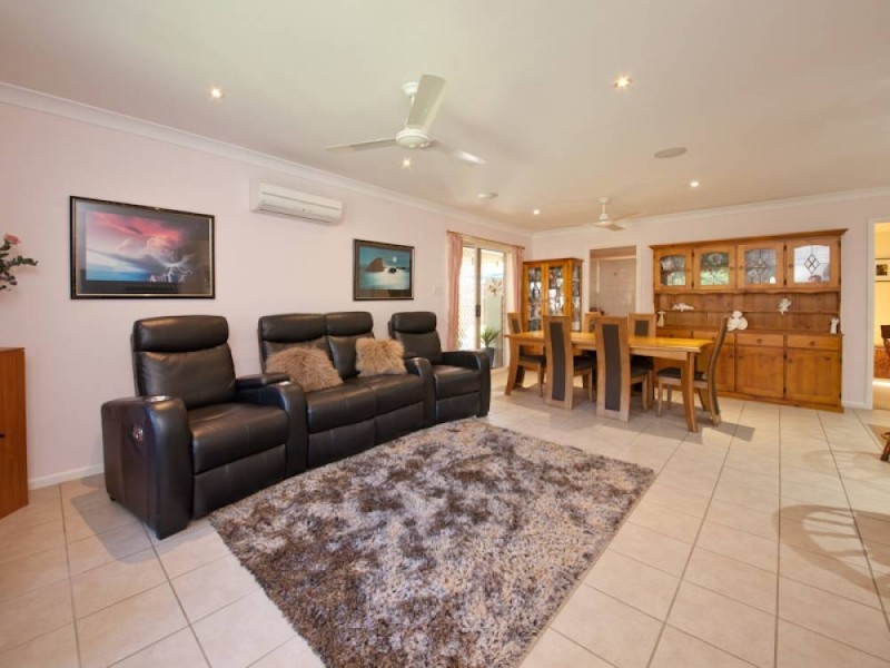 73 Oakmere Street, Nudgee QLD 4014