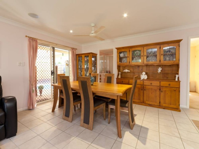 73 Oakmere Street, Nudgee QLD 4014