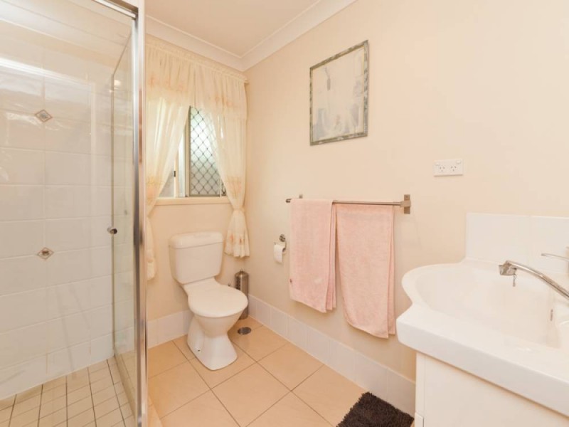 73 Oakmere Street, Nudgee QLD 4014