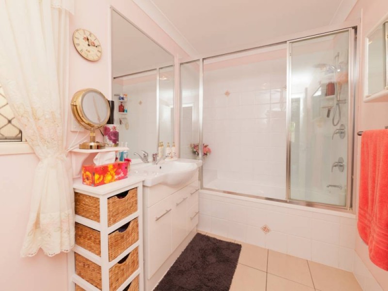 73 Oakmere Street, Nudgee QLD 4014