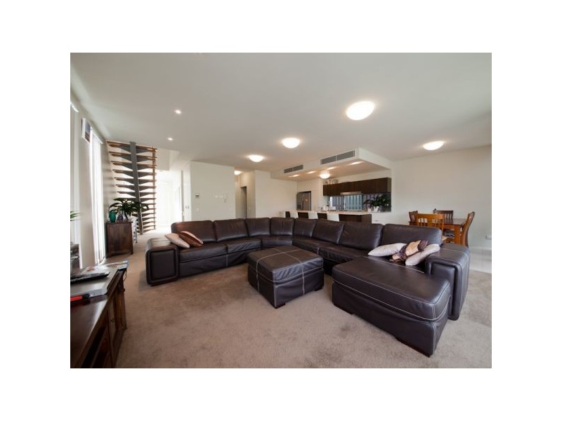 1/20 Egmont Street, Sherwood QLD 4075