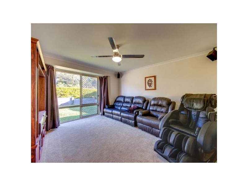 109 Kurrajong Drive, Warner QLD 4500