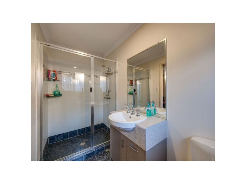 109 Kurrajong Drive, Warner QLD 4500