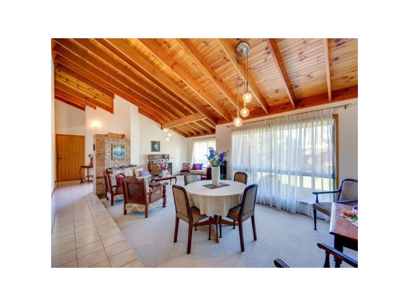 15 Barcroft Court, Aspley QLD 4034