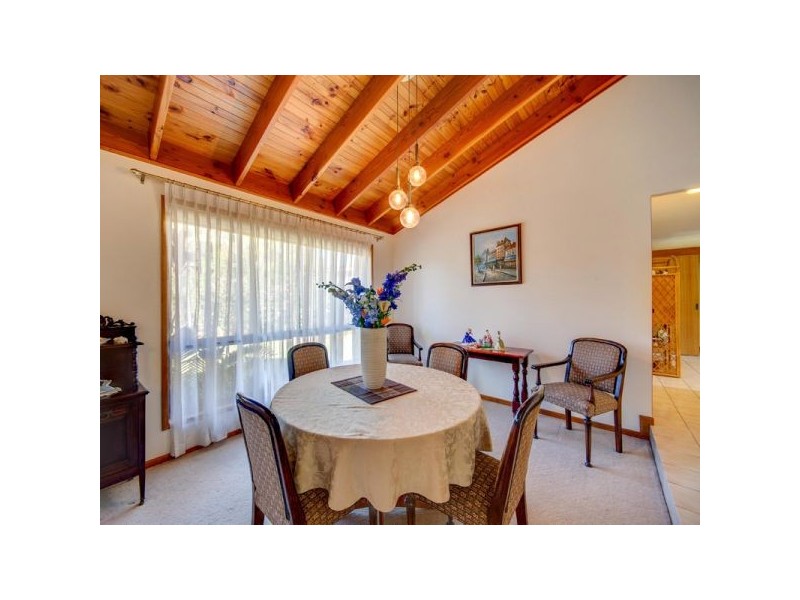 15 Barcroft Court, Aspley QLD 4034