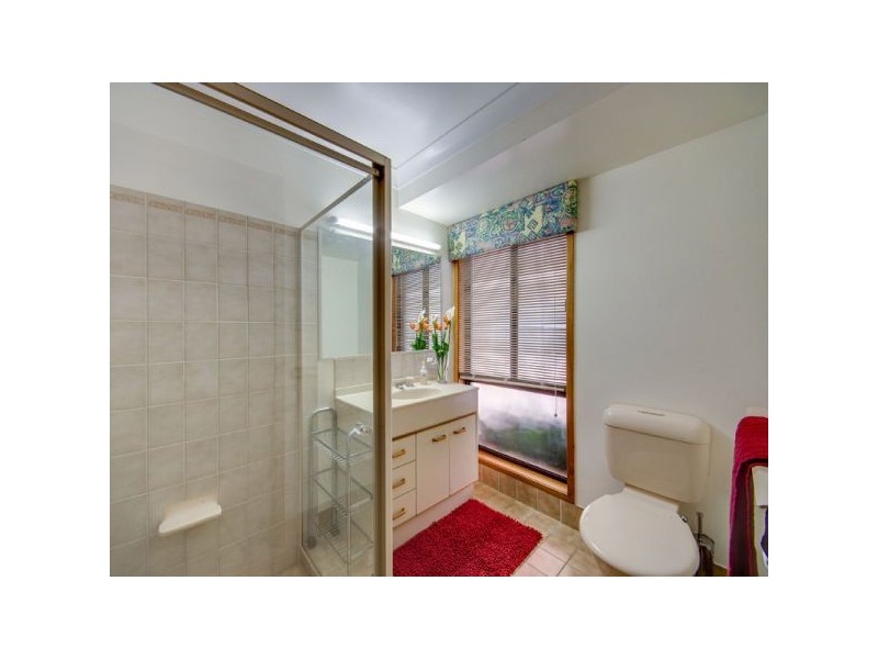 15 Barcroft Court, Aspley QLD 4034