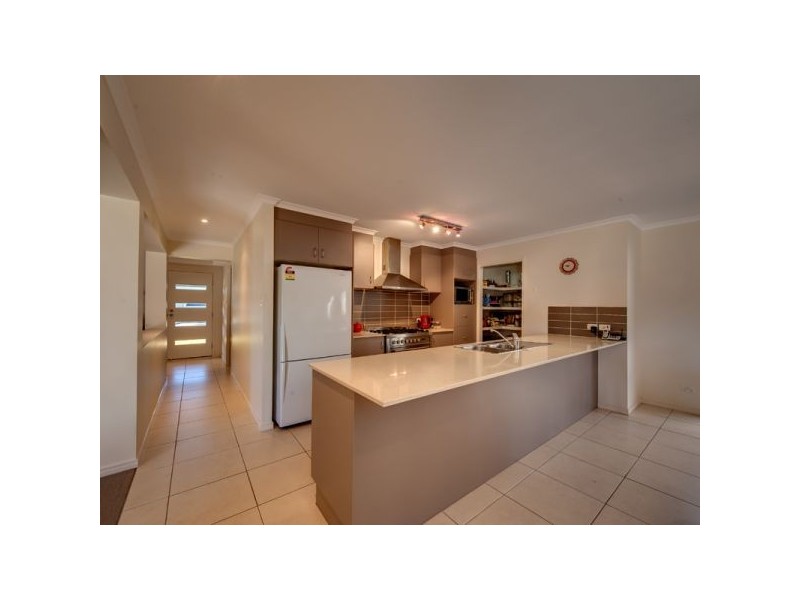 25 Snowy River Circuit, Forest Lake QLD 4078