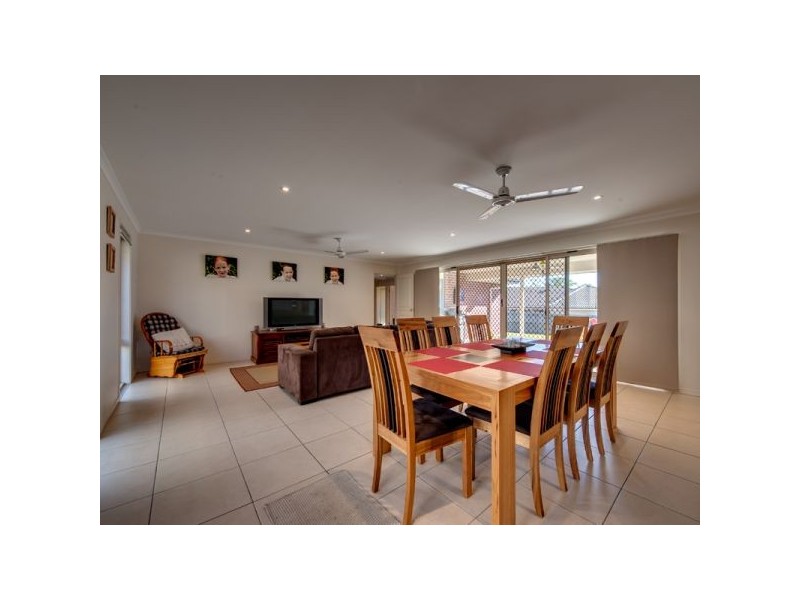 25 Snowy River Circuit, Forest Lake QLD 4078