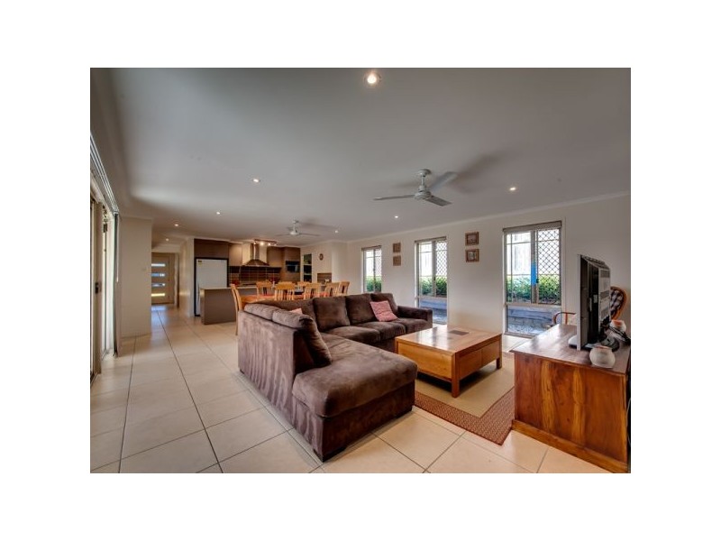 25 Snowy River Circuit, Forest Lake QLD 4078
