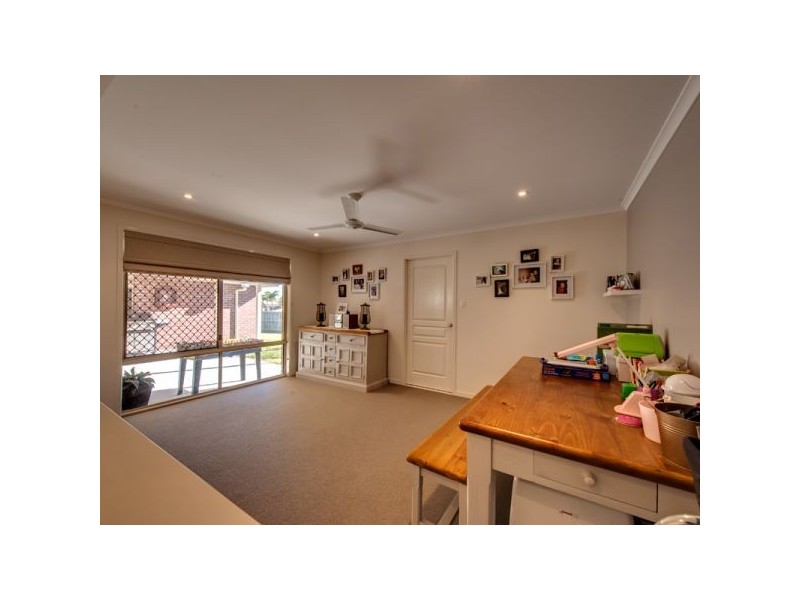 25 Snowy River Circuit, Forest Lake QLD 4078
