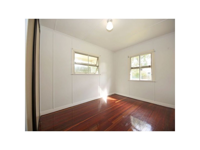 11 Sirrah Street, Geebung QLD 4034