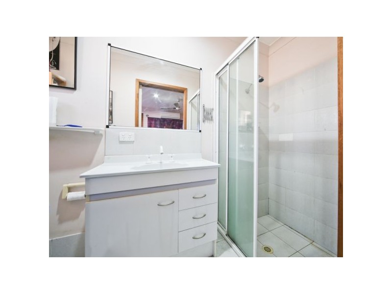 110 Pappas Way, Carrara QLD 4211