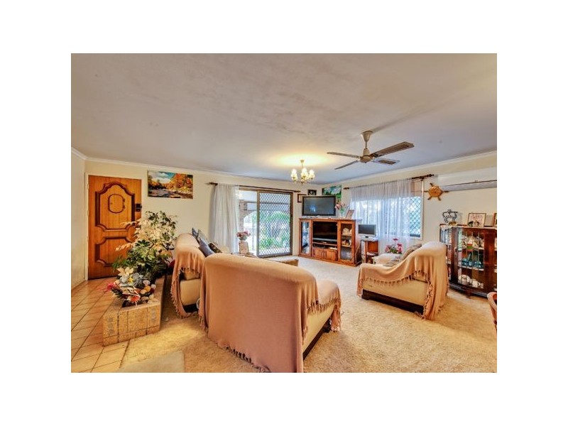 1 Eagle Drive, Eagleby QLD 4207