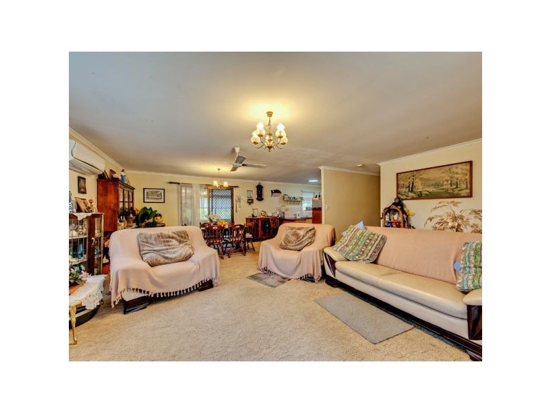 1 Eagle Drive, Eagleby QLD 4207