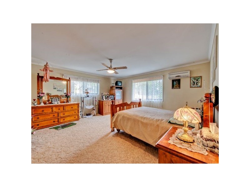 1 Eagle Drive, Eagleby QLD 4207