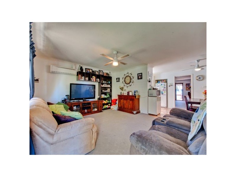 15 Parkland Court, Eagleby QLD 4207