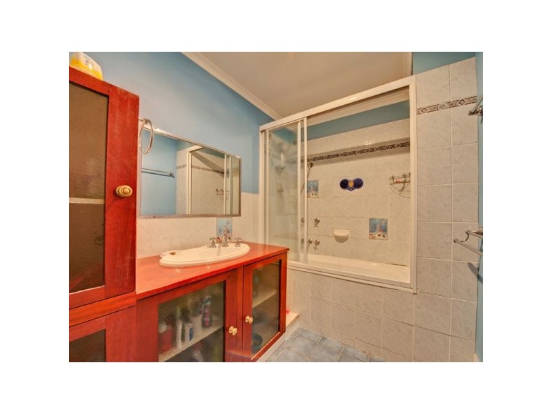 15 Parkland Court, Eagleby QLD 4207