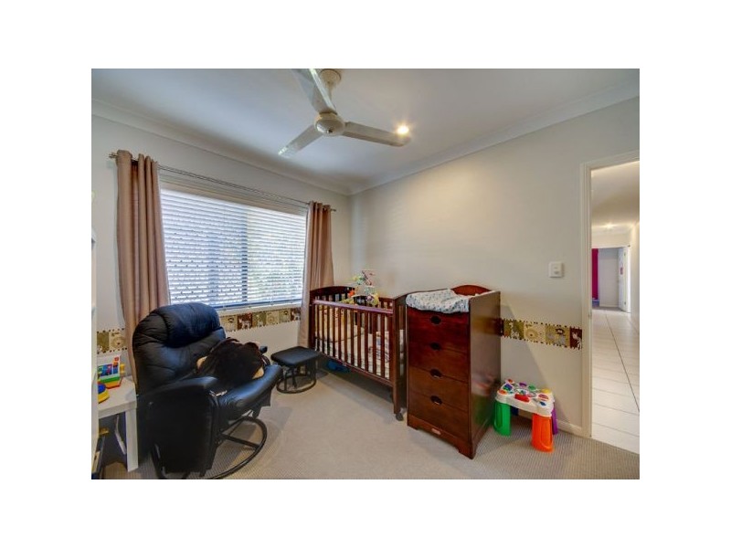 1 Hillary Drive, Warner QLD 4500