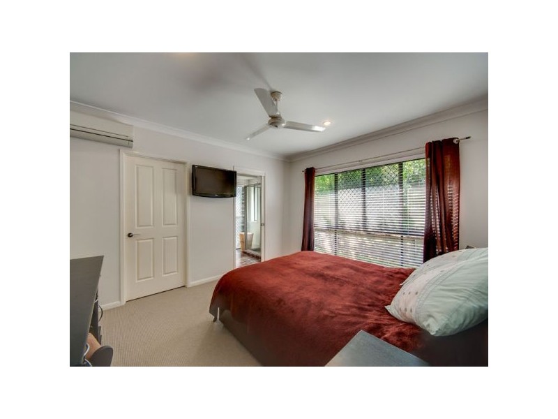 1 Hillary Drive, Warner QLD 4500