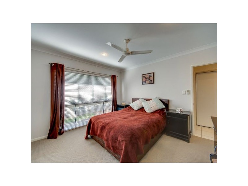 1 Hillary Drive, Warner QLD 4500