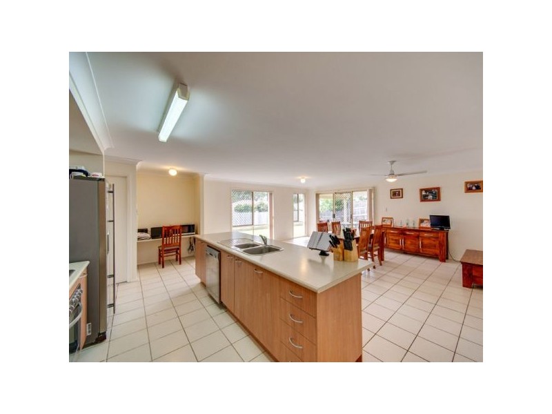 41 Oakwood Road, Warner QLD 4500