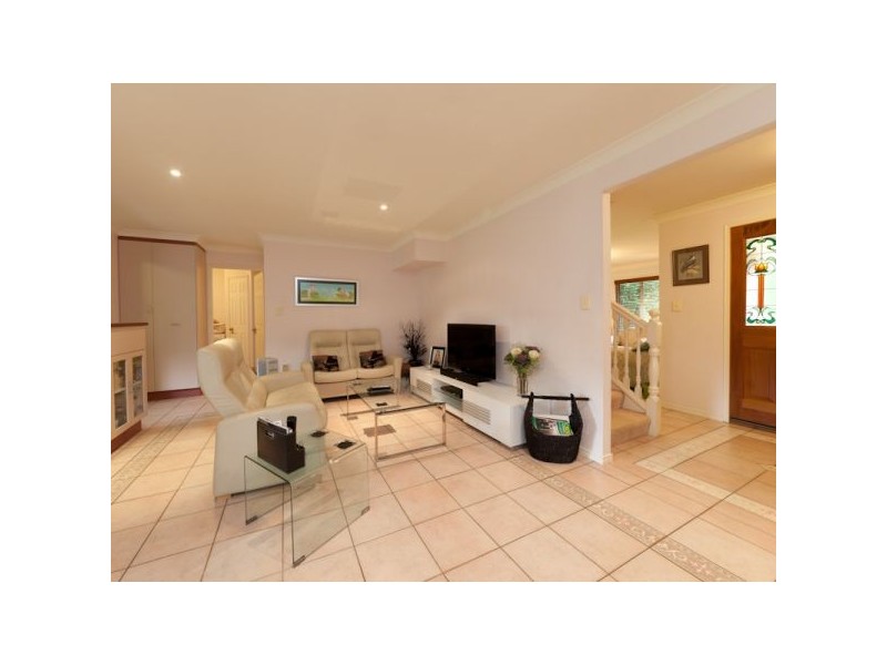 10 Ehlers Close, Carindale QLD 4152